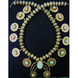 US: WWII style Squash Blossom necklace